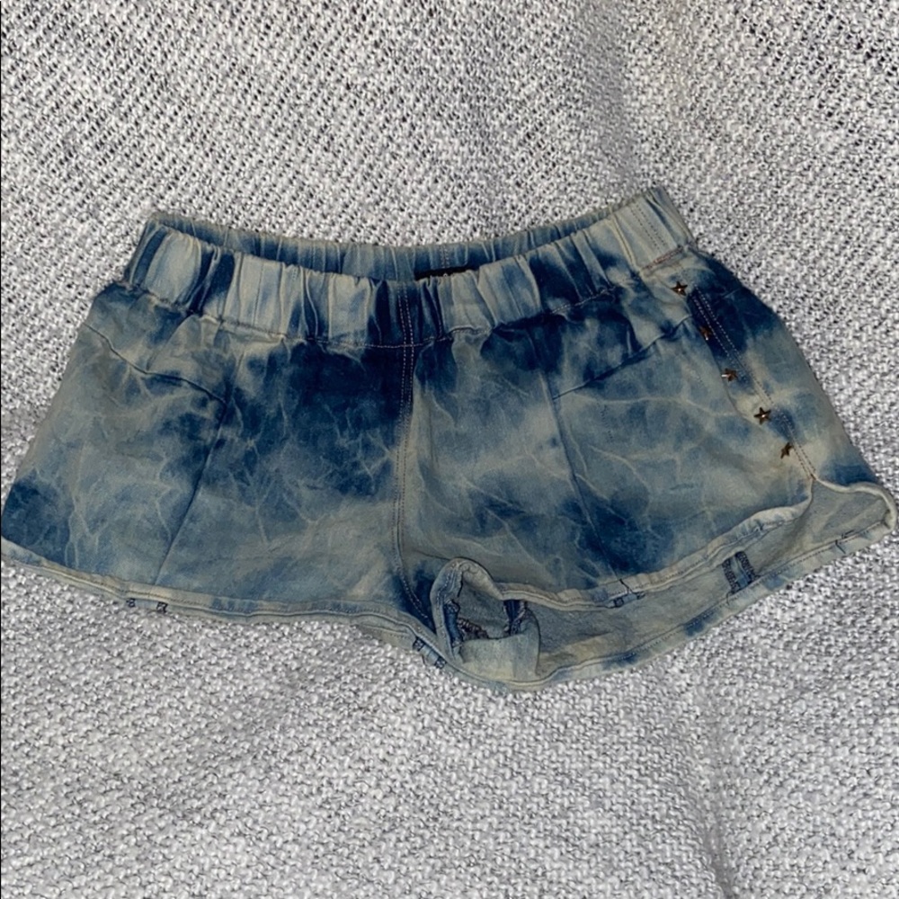 BRAND NEW Urban Outfitters Denim Acid Wash Shorts